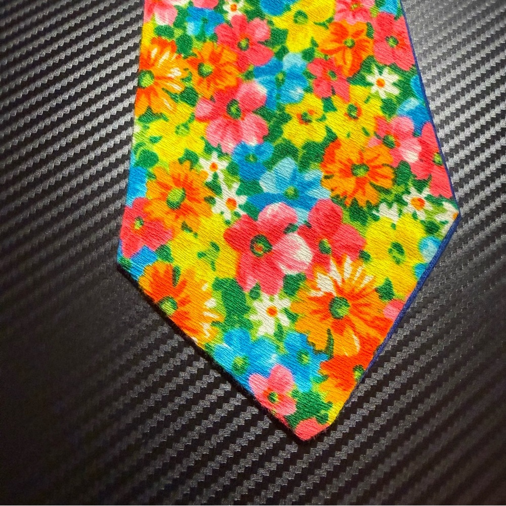 🌼 Vintage 60s/70s Mod Floral Wide Tie – Psychedelic Daisy Print Retro Statement